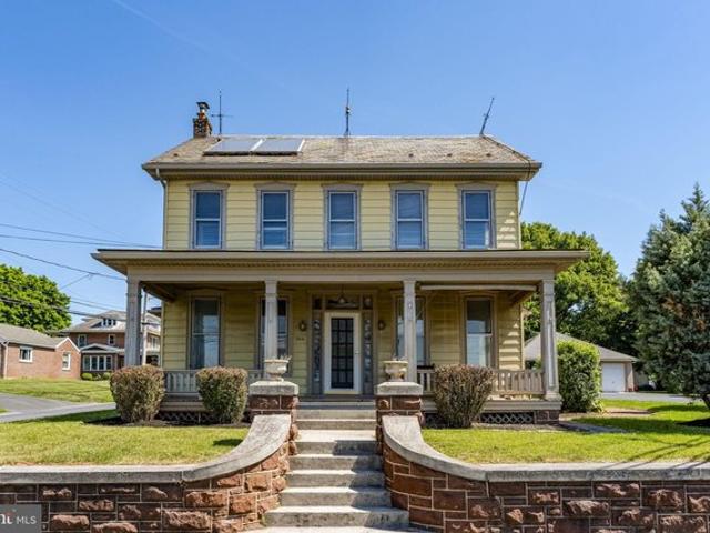 House for sale in Denver, Pennsylvania