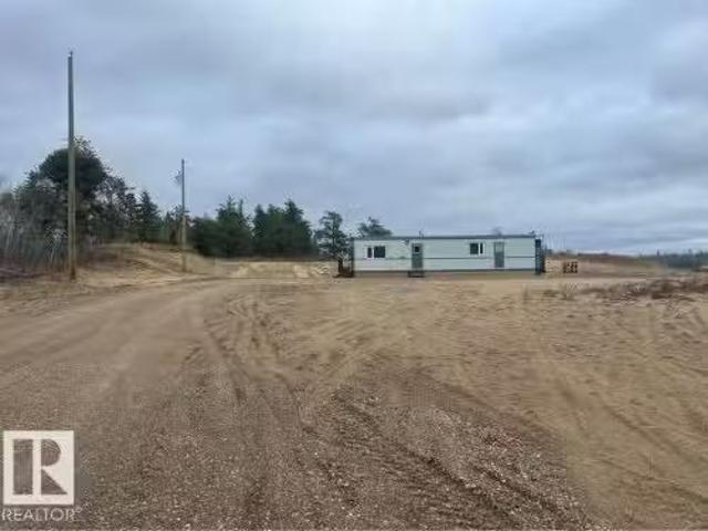 House for sale in Alberta