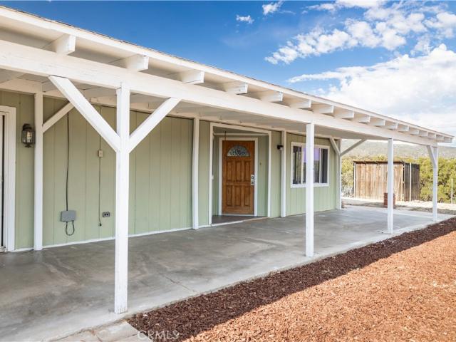 House for sale in Anza, California