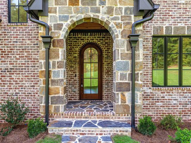 House for sale in Hoover, Alabama