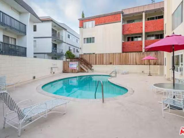 Apartment for rent in North Hollywood Neighborhood Council District, Canoga Park