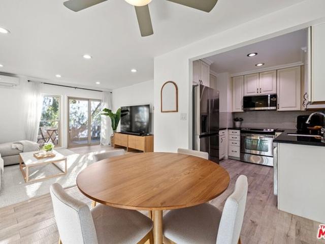 Condo for sale in Culver City, California