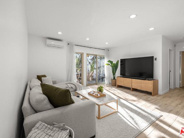 Condo for sale in Culver City, California