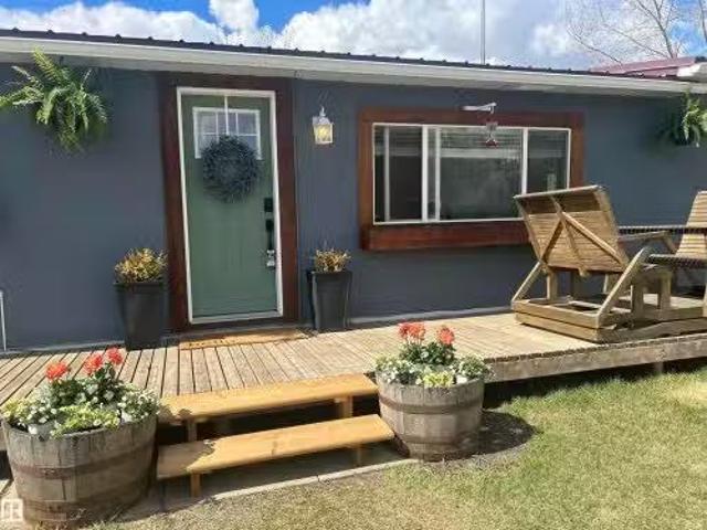 House for sale in Alberta