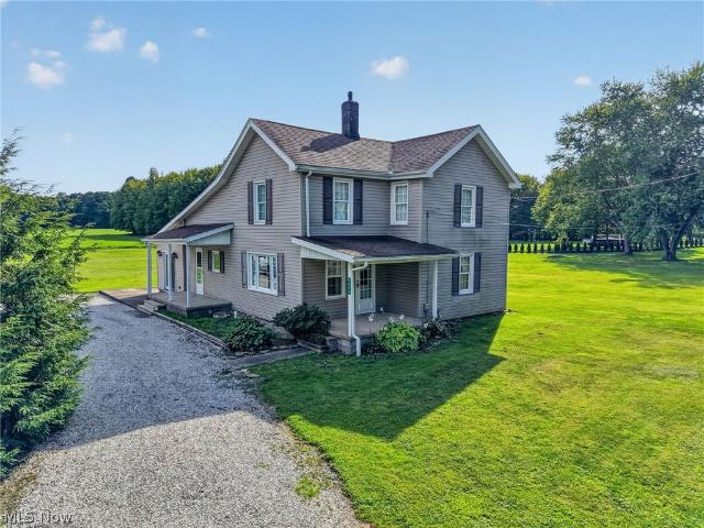 House for sale in Andover, Ohio