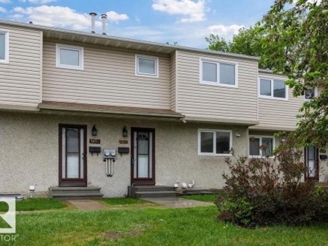 Townhouse for sale in Wedgewood, Alberta