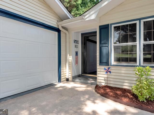 House for sale in Oakwood, Georgia