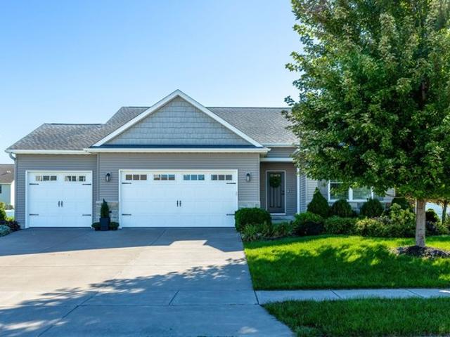House for sale in Bettendorf, Scott County