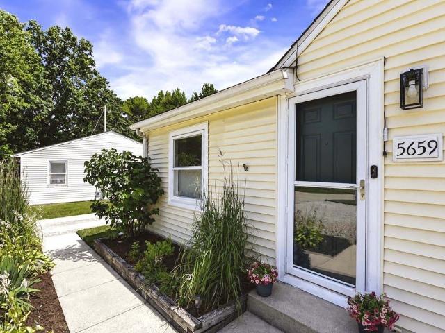House for sale in North Ridgeville, Ohio