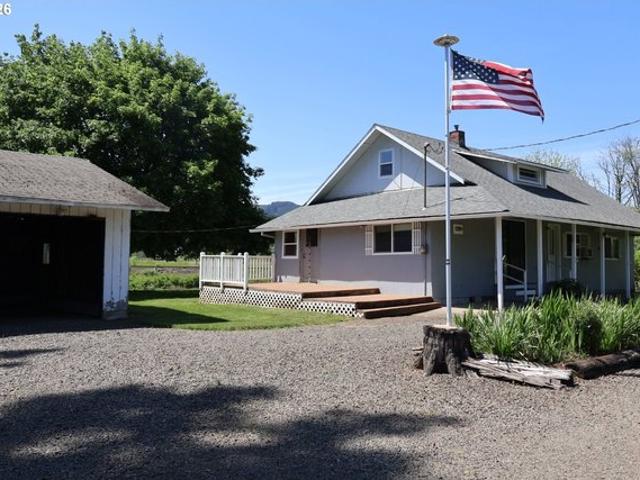 House for sale in Oregonia