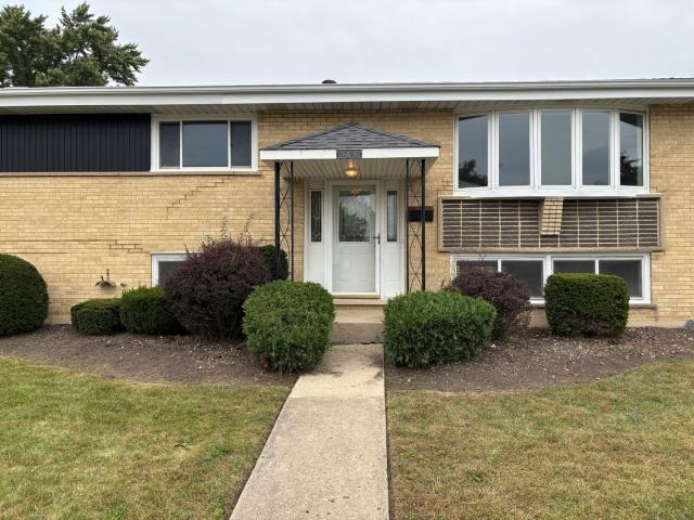 House for sale in Wood Dale, Illinois