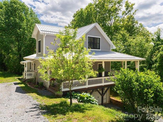 House for sale in Mars Hill, North Carolina