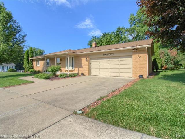 House for sale in South Lyon, Michigan