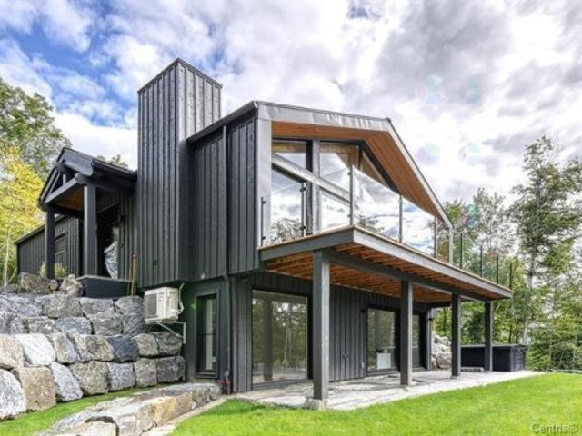 House for rent in Laurentides, Quebec