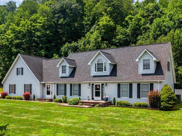 House for sale in Chesapeake, Ohio