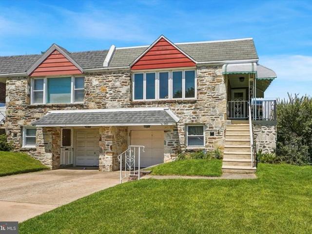 Townhouse for sale in Philadelphia, Pennsylvania