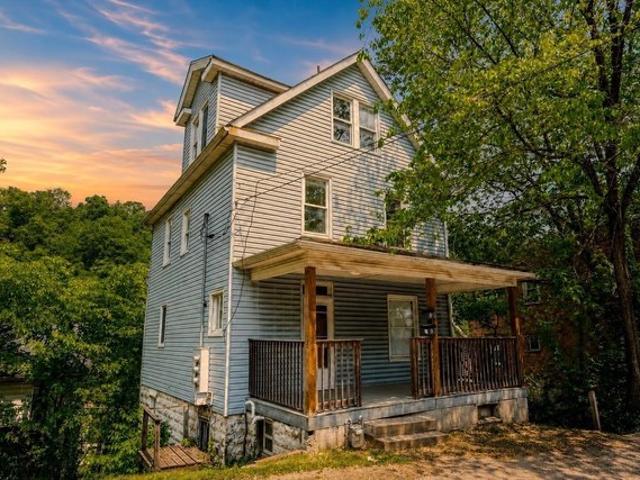 House for sale in Morgantown, West Virginia