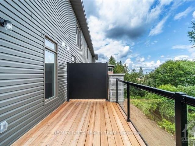 House for rent in Chapel Hill North, Ottawa