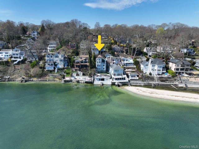 House for sale in Huntington, New York
