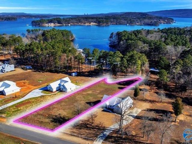 Land for sale in Scottsboro, Alabama