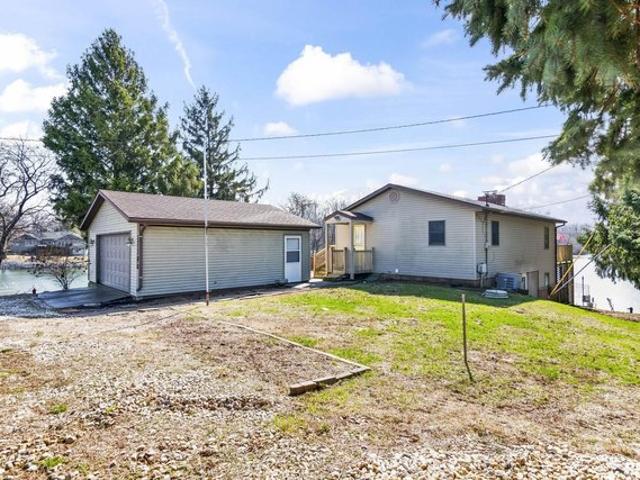 House for sale in Petersburg, Illinois