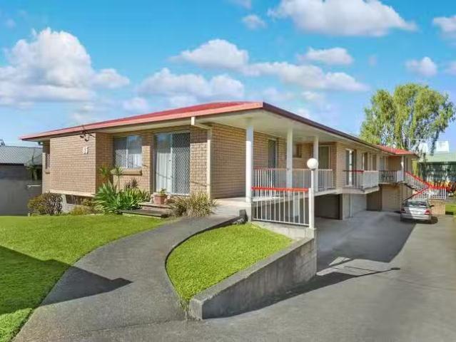 House for rent in Maida Vale, Western Australia