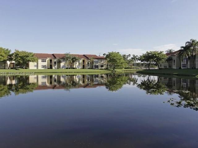 Condo for sale in Sunrise, Florida