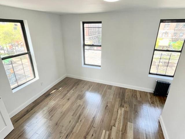 Room for rent in Arverne, New York