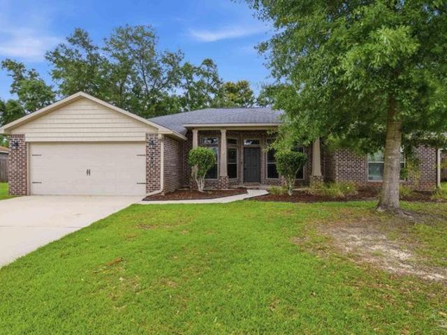 House for sale in Pace, Florida