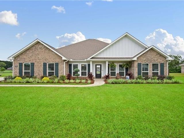 House for sale in Grand Bay, Alabama