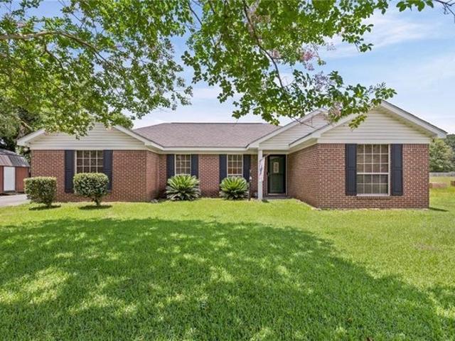House for sale in Satsuma, Alabama