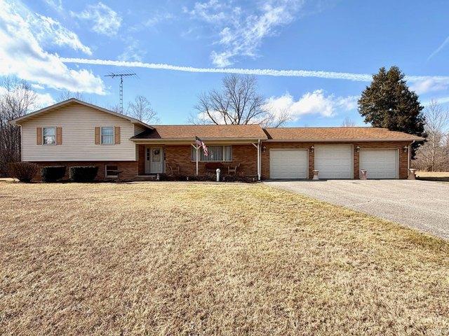 House for sale in Bedford, Indiana