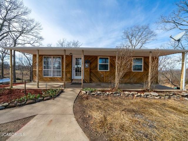 House for sale in Meta, Missouri