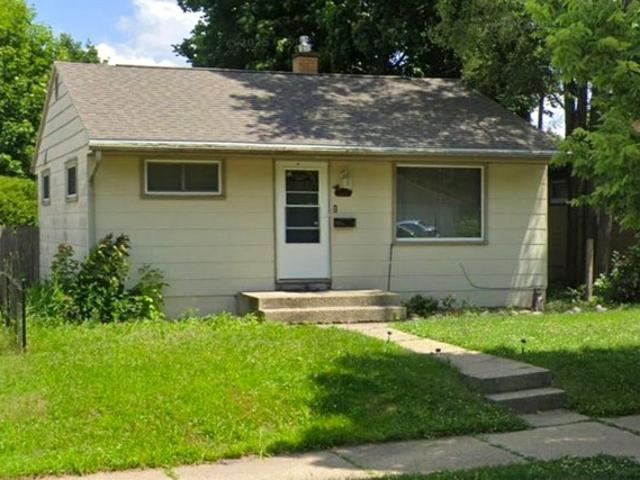 House for sale in Milwaukee, Wisconsin