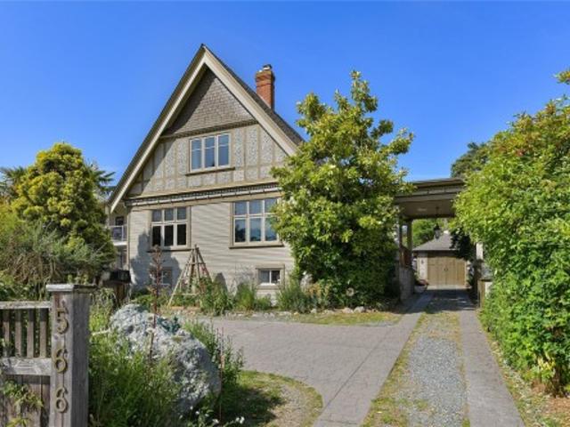 House for sale in Tillicum, Saanich