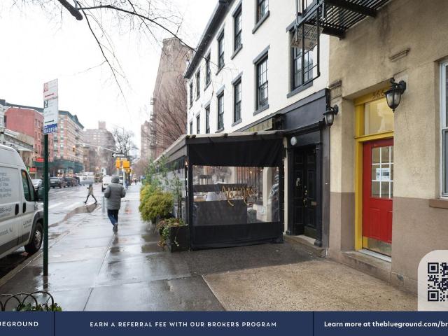 Apartment for rent in Arverne, New York