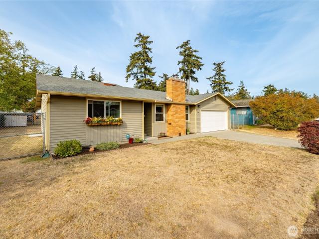 House for sale in Oak Harbor, Washington