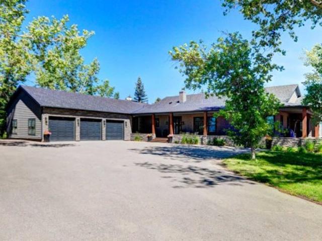 House for sale in Pine Springs, Foothills County