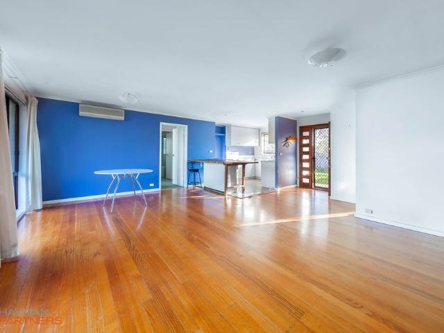 Townhouse for rent in Macquarie, Australian Capital Territory