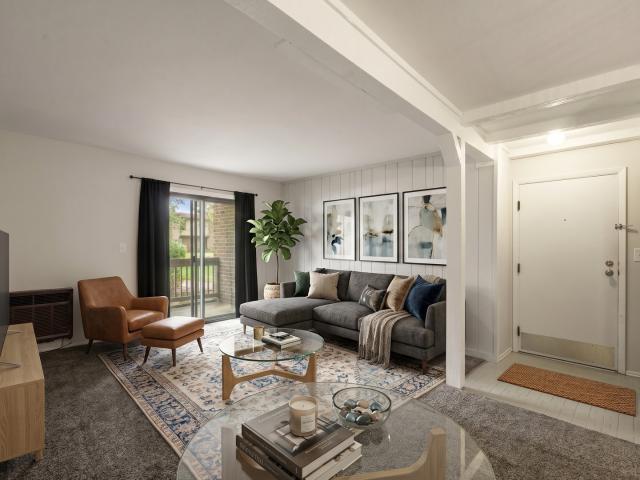 Condo for sale in Mchenry, Illinois