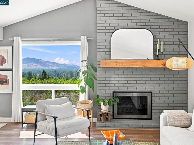 House for sale in Martinez, California
