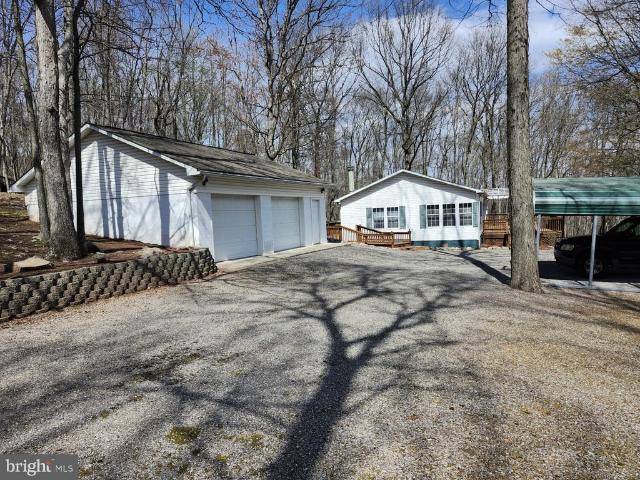House for sale in Paw Paw, West Virginia