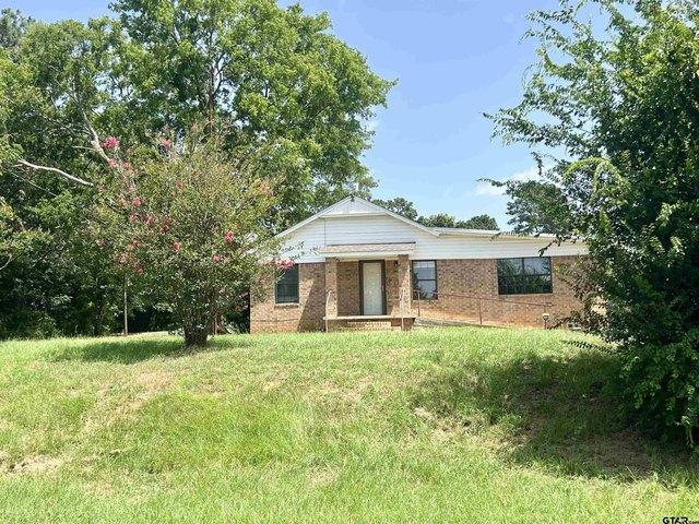 House for sale in Como, Texas