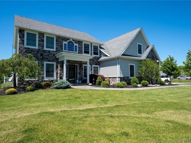 House for sale in Clarence, New York
