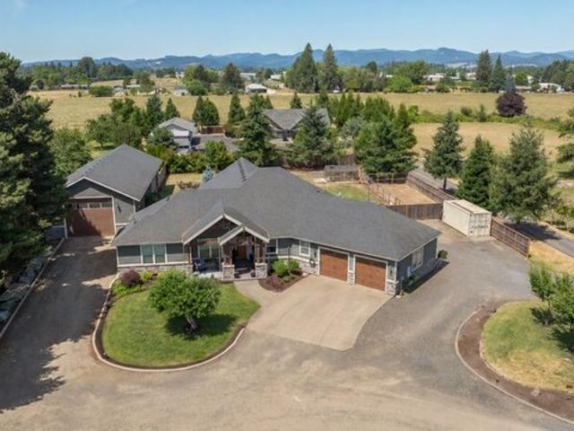 House for sale in Oregonia