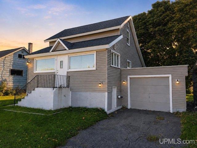 House for sale in Houghton, Michigan