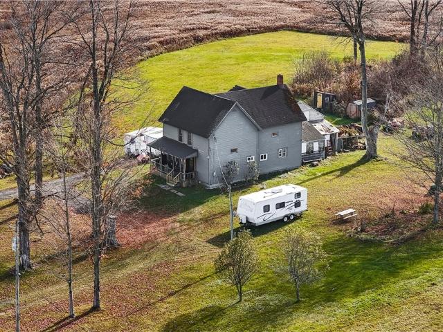 House for sale in Oneida, New York