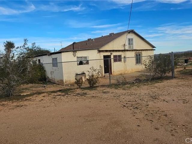 House for sale in Landers, California