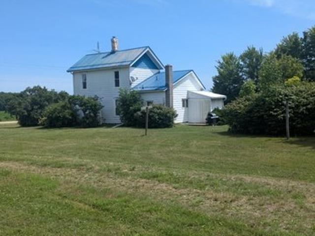 House for sale in Andover, Ohio