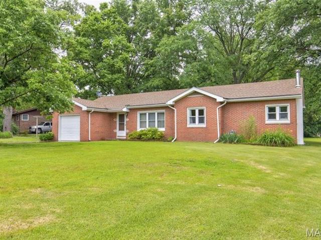 House for sale in Godfrey, Illinois
